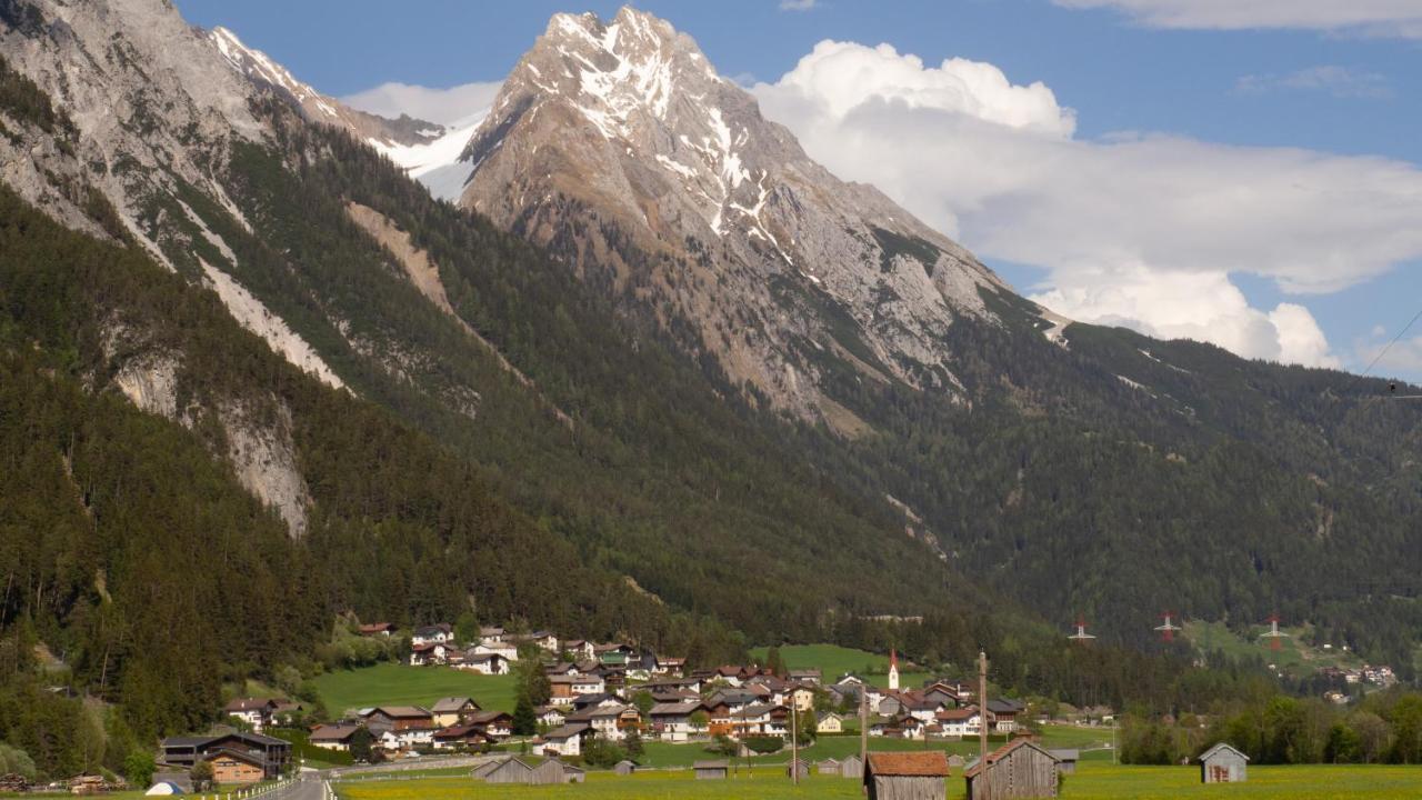 Appartement Strolz Schnann Экстерьер фото